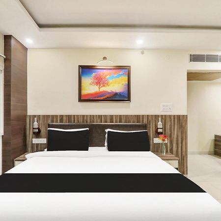 Super Townhouse Kankarbagh Formerly Kunwar Alcajars ปัฏนา ภายนอก รูปภาพ