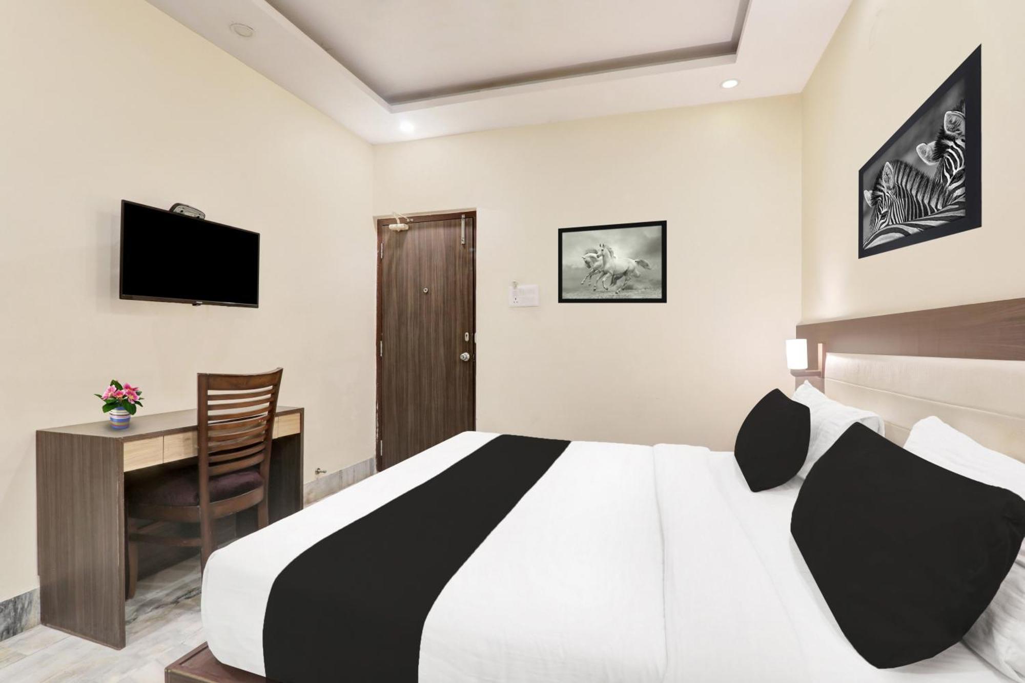 Super Townhouse Kankarbagh Formerly Kunwar Alcajars ปัฏนา ภายนอก รูปภาพ